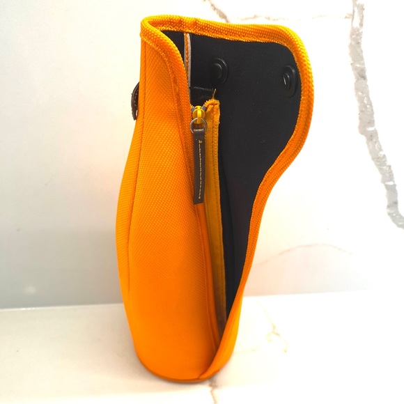 Veuve Clicquot Champagne Bottle Zip Cooler/Cover - Picture 8 of 8